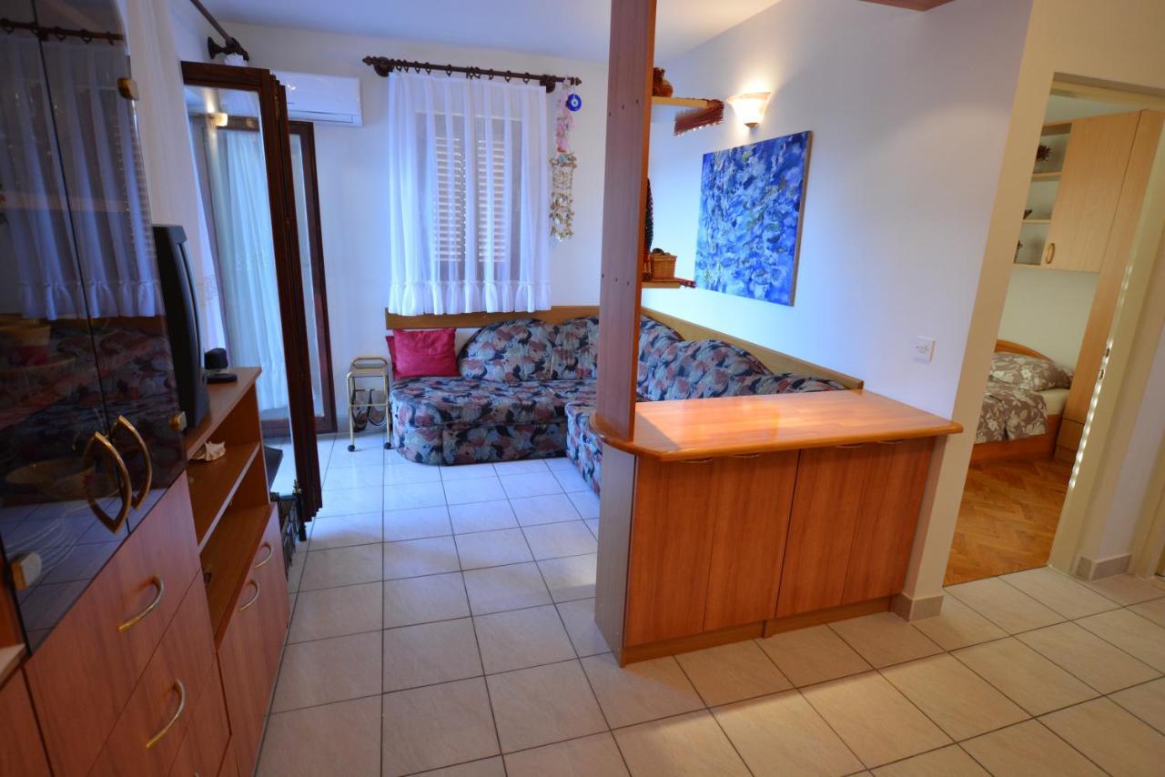 Maja Apartment Kornic Bagian luar foto